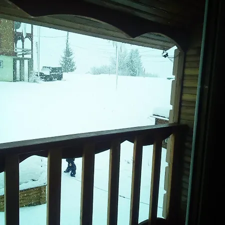 на гірському схилі *